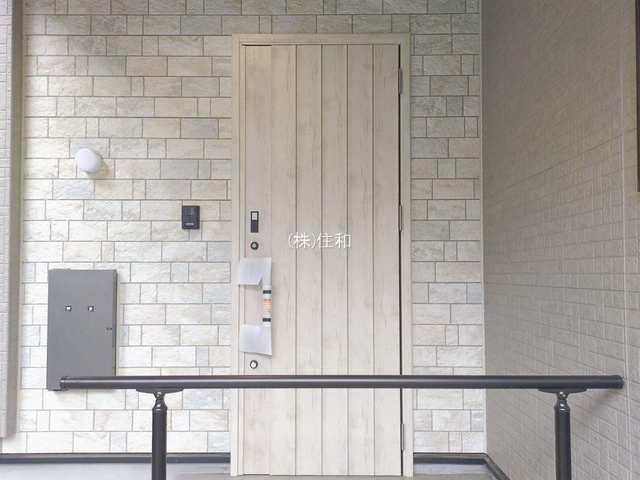 富士見市大字水子の新築一戸建の玄関