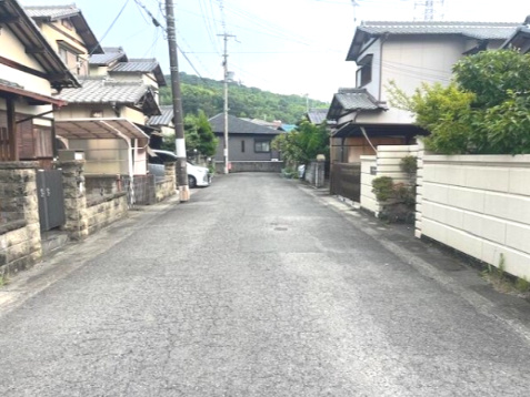 和歌山市　井辺（神前駅）の前面道路含む現地写真