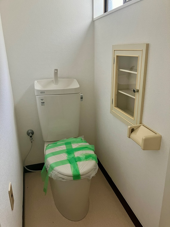 船堀戸建のトイレ