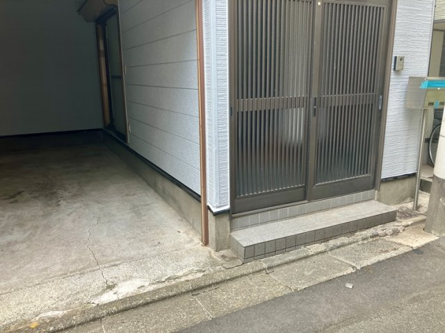 船堀戸建のエントランス