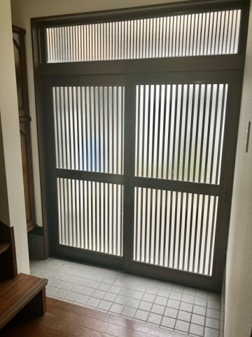 船堀戸建の玄関