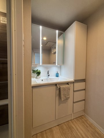 【独立洗面台】ココタウンヒルトップマリーナ 