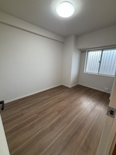 【洋室】ココタウンヒルトップマリーナ 