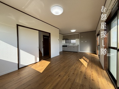 久留米市城島町西青木の中古一戸建の居間・リビング