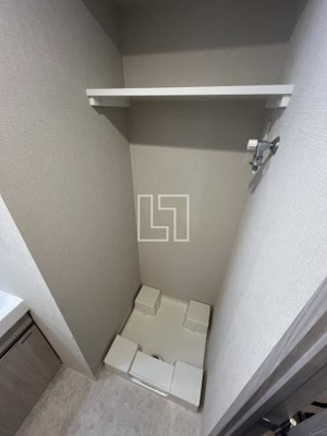 【洗面所】 | エスグランデ難波グランツ(旧:ミラージュパレス難波グランツ) | ミラージュパレス難波グランツ　室内洗濯機置き場