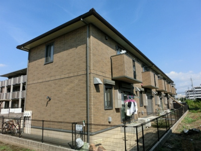 【外観】 | ＫＳ・プレジオ | ＫＳ・プレジオ　軽量鉄骨2階建て　南西向きで日当たりのよい物件です