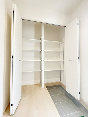 新築戸建・新築建売　伊勢崎市長沼町【長期優良住宅】豊受小・第四中の玄関