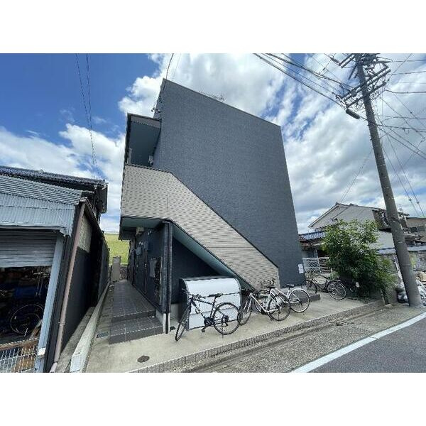 アソシエⅢ(アソシエスリー)　名古屋市賃貸　仲介手数料無料のエントランス