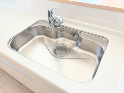 【キッチン】 | ◆◇横浜市緑区三保町　新築戸建　2号棟◇◆ | ◆広々したキッチンシンク。洗い物が多い時にも快適にご利用いただけます。