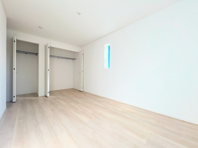 【洋室】 | ◆◇横浜市緑区三保町　新築戸建　2号棟◇◆ | ◆荷物の多い方には嬉しい収納スペースです。季節物やスーツの収納等にピッタリです。