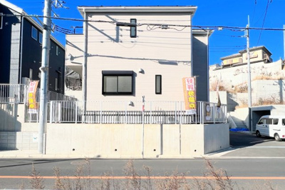 【外観】 | ◆◇横浜市緑区三保町　新築戸建　2号棟◇◆ | ◆住宅ローンのご相談や周辺環境のご案内も含め、ローンに詳しい、地元に詳しいスタッフがお出迎えさせていただきます。お気軽にご相談ください。