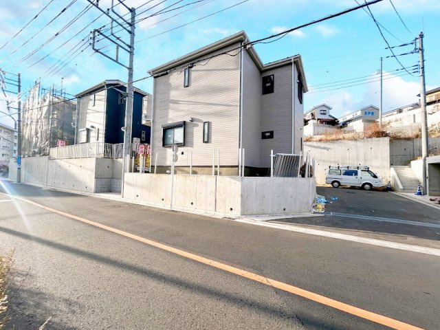 【外観】 | ◆◇横浜市緑区三保町　新築戸建　2号棟◇◆ | ◆土・日・祝日は、当社スタッフによる現地案内会を実施しております。もちろん平日のご案内も可能です。お気軽にご相談ください！！