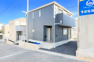 【外観】 | ◆一戸建てを中心とした街並みが整然と続き、周辺は高い建物が建っていないので、緑の多い閑静な趣を感じる環境です。街並みや周辺環境も重要なポイントです！！