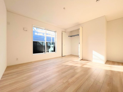 【洋室】 | ◆◇横浜市緑区三保町　新築戸建　1号棟◇◆ | ◆感性を育むプライベートルームはシンプルでスマートな空間。好みの空間で読書をしたり、音楽を聞いたりと一人の時間も充実したものにできます。