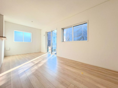 【キッチン】 | ◆◇横浜市緑区三保町　新築戸建　1号棟◇◆ | ◆リビングは一日中太陽の光が射し込みます。家族が集まる空間は、自然と笑顔が溢れます！