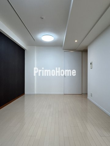 ｺﾝﾌｫﾘｱ新川の居間・リビング