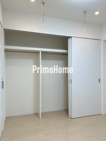 ｺﾝﾌｫﾘｱ新川の収納