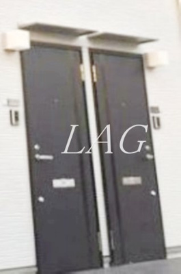 【玄関】 | ブエナメゾン福生 | 玄関です。