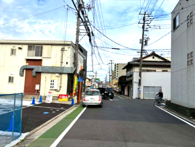 廿日市市串戸４丁目24-1期の前面道路含む現地写真