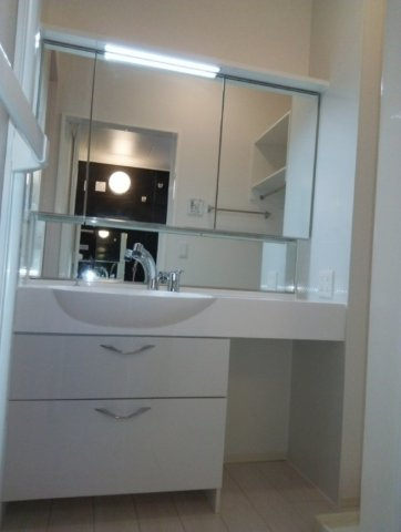 ヴェルデの独立洗面台