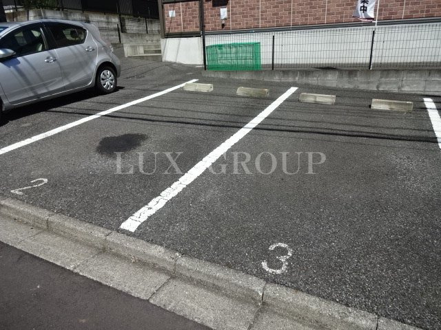 【駐車場】 | セジュール多摩境