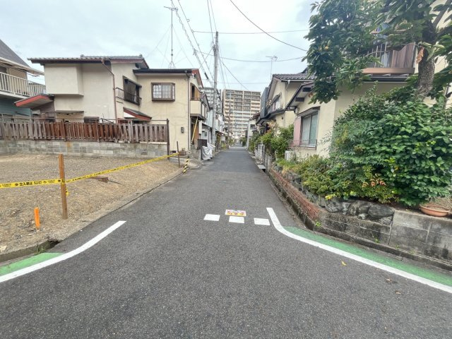 COLORSグリーンヒル野路2丁目限定１区画の前面道路含む現地写真