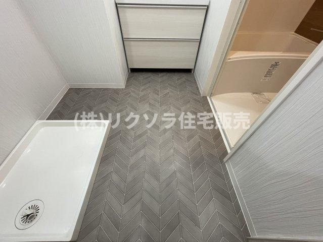 プラネ枚方公園の脱衣所|■物件内覧・資金計画相談・住宅ローン相談、リフォーム相談、お問合せ受付中■
※当日・翌日のご内覧、ご相談はお電話でのお問合せがスムーズです！