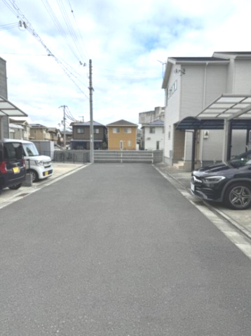 和歌山市　杭ノ瀬（宮前駅）の前面道路含む現地写真