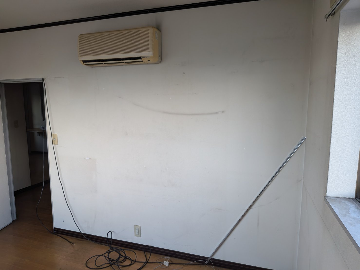 店舗・住宅　3階建ての冷暖房・空調設備