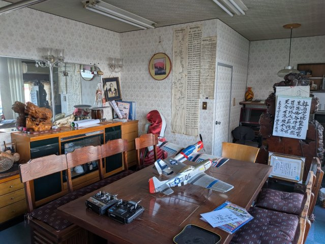 店舗・住宅　3階建てのその他共用部分