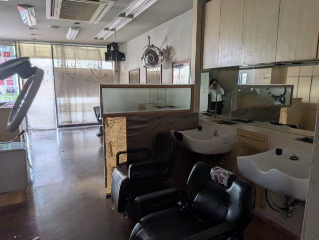 店舗・住宅　3階建てのその他