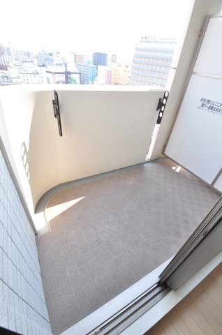 大阪市都島区中野町２丁目の賃貸マンションのバルコニー