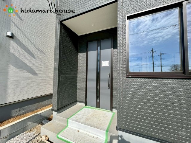 西区宝来　新築戸建　リーブルガーデン05の玄関
