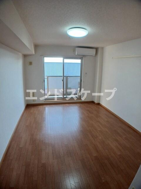 ナカイパレス　ＰａｒｔⅡの居間・リビング|高崎、前橋のお部屋探しはエンドスケープまで！お客様の理想お聞かせ下さい♪