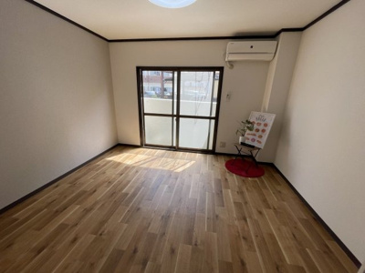 【居間・リビング】 | シャトー金城 | 使いやすいリビングです