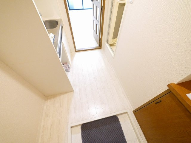 ロイヤルクリヨンの玄関