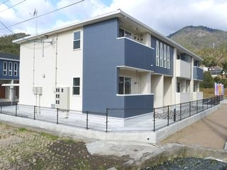 広島市安佐北区上深川町のアパート