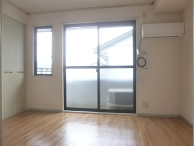 【洋室】 | フレマリール鎌ヶ谷 C | 居室