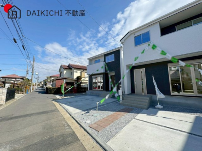 【前面道路含む現地写真】 | KIP桶川市神明1期　Terrechez　新築戸建　全2棟　1号棟