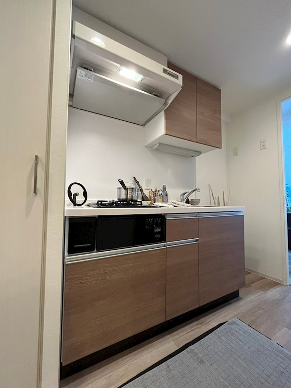 アーバネックス本町のキッチン|コンパクトなキッチンで掃除もラクラク