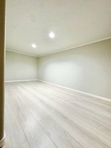 加古川市加古川町粟津の洋室|全居室収納がありますので、すっきりと整理整頓できます♪