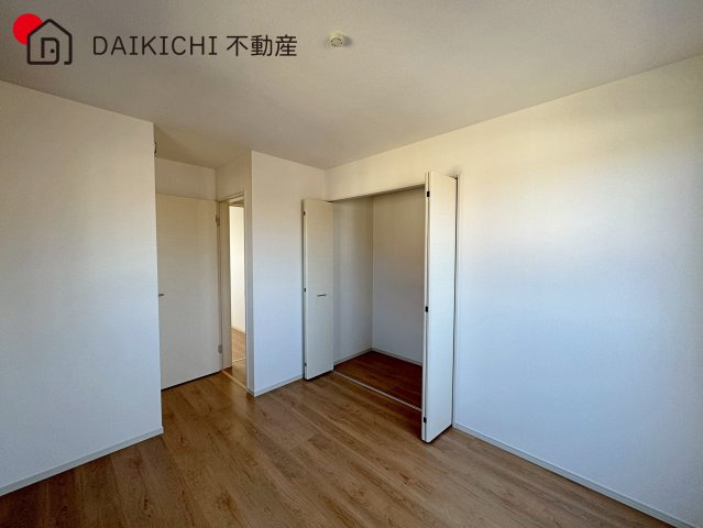 【洋室】 | KIP桶川市神明1期　Terrechez　新築戸建　全2棟　2号棟