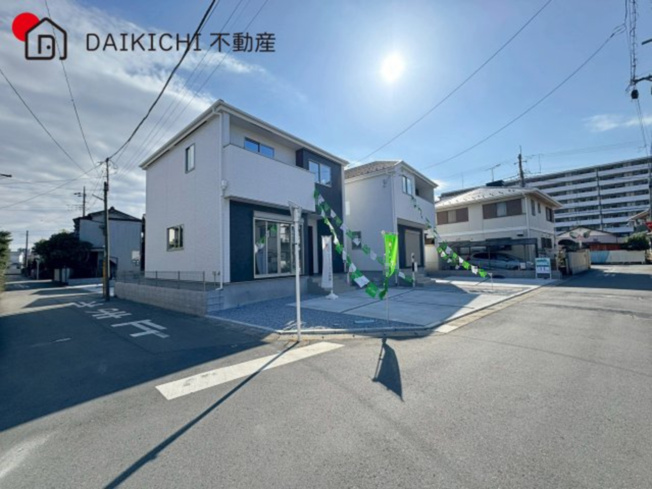 【前面道路含む現地写真】 | KIP桶川市神明1期　Terrechez　新築戸建　全2棟　2号棟