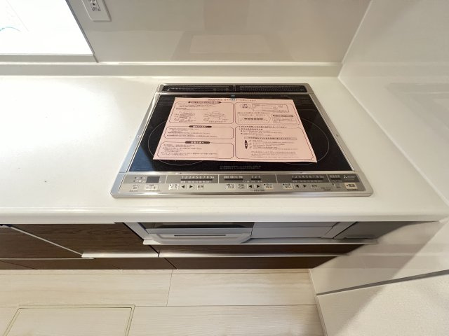 桜井市西之宮全2棟のキッチン|IHクッキングヒーター