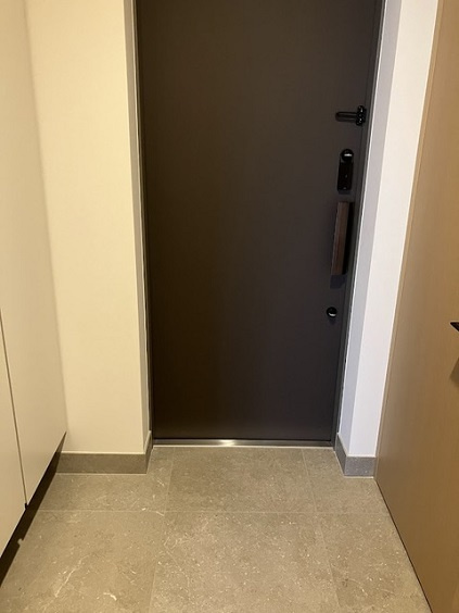 千代田区六番町の賃貸マンションのその他|玄関