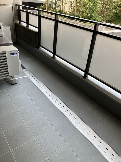 千代田区六番町の賃貸マンションのバルコニー