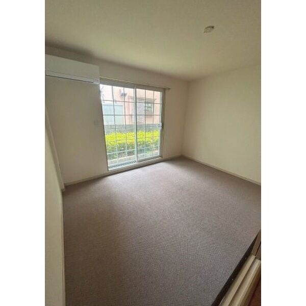 EVAHⅡの居間・リビング