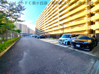【駐車場】