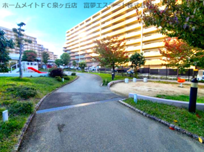 【エントランス】 | ヴューイスト泉ヶ丘