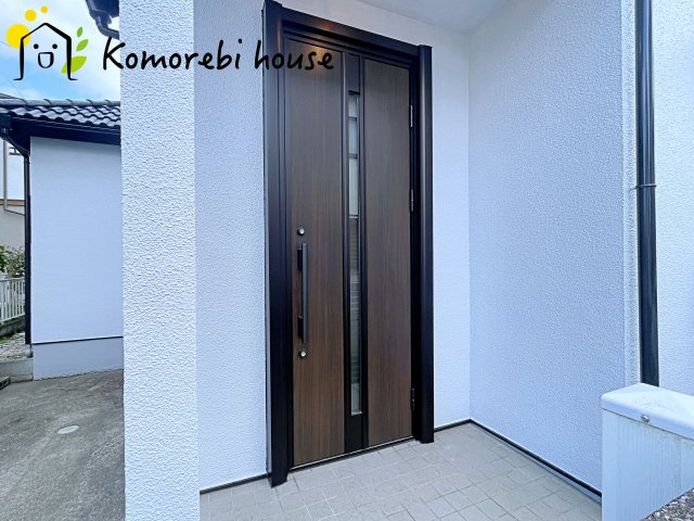 鴻巣市稲荷町　1期　中古一戸建ての玄関|きれいな玄関です
